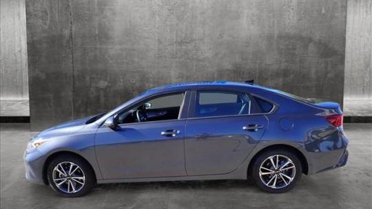 2023 kia forte lxs