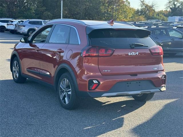 2022 kia niro lxs