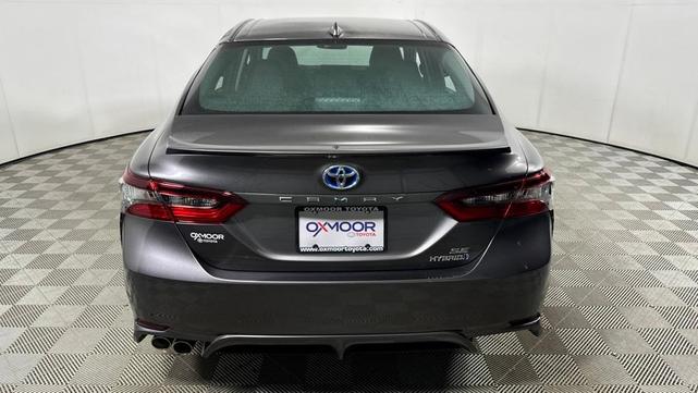 2024 toyota camry hybrid se