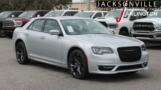 2023 Chrysler 300