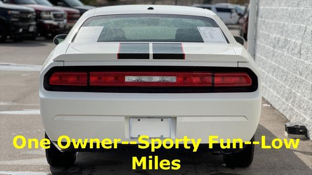 2010 dodge challenger se