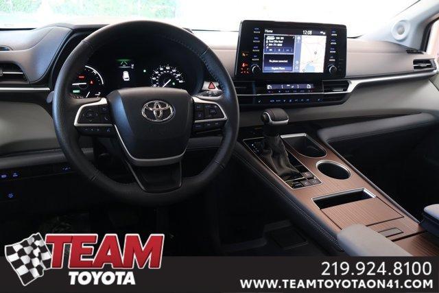 2023 toyota sienna xle