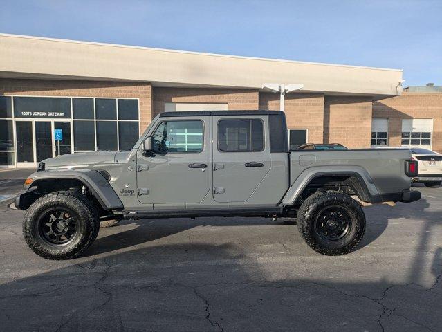 2022 jeep gladiator sport