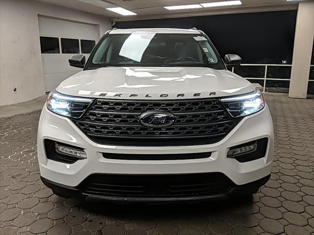 2021 ford explorer xlt