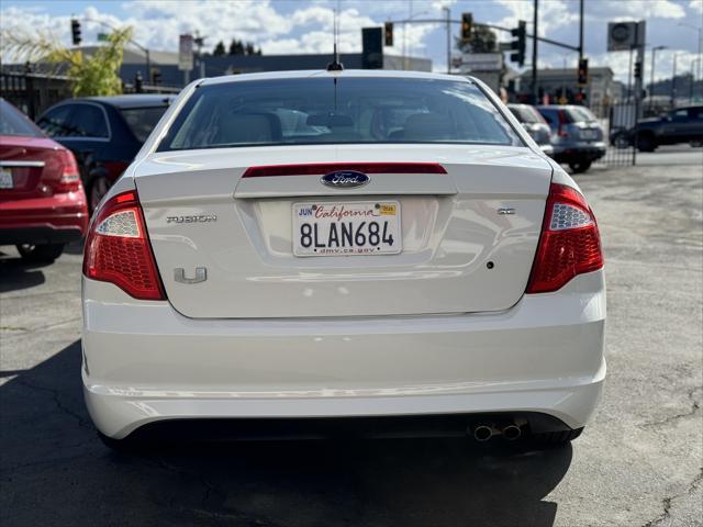 2012 ford fusion se