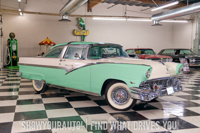mint 1956 ford crown victoria292 ci ford3 speed manual with overdrive for sale!