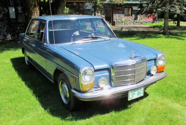 mercedes 220 1968 dual carbs 4 speed floor w 115 220/8 sedan runs strong extras