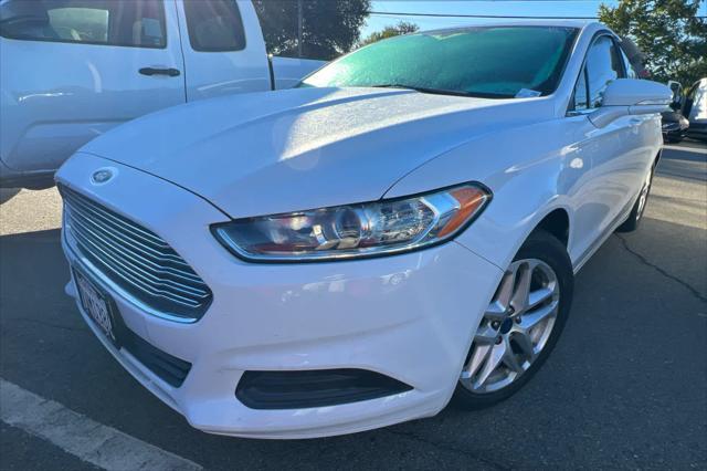 2015 ford fusion se