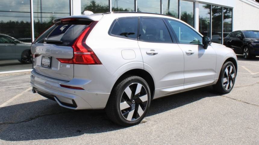 2024 volvo xc60 recharge t8 plus dark theme