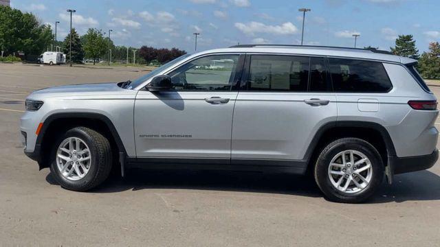 2021 jeep grand cherokee l laredo