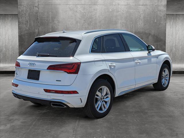 2024 audi q5 45 s line premium