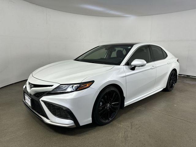 2022 toyota camry xse v6