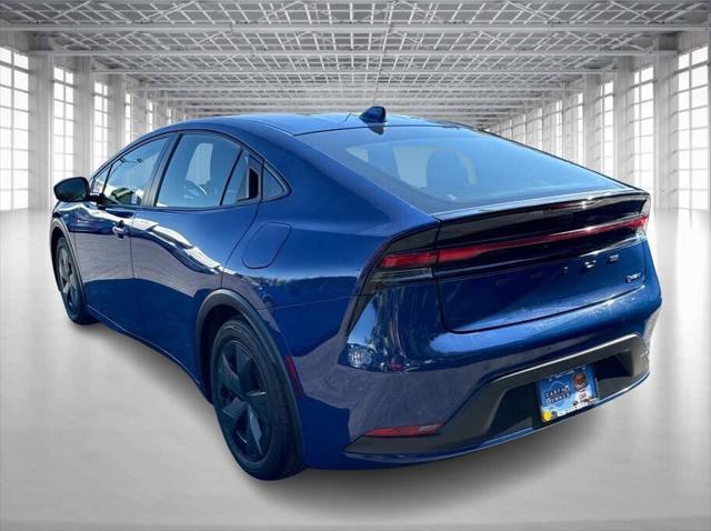 2023 toyota prius le
