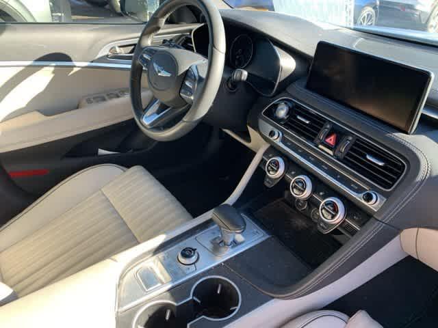 2022 genesis g70 2.0t rwd
