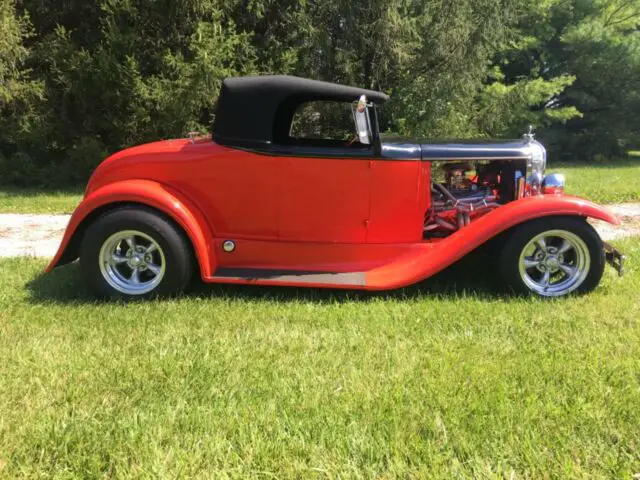 1930 ford â€œaâ€ 3300 miles , must see, chrome corvette rear, fiberglass removable