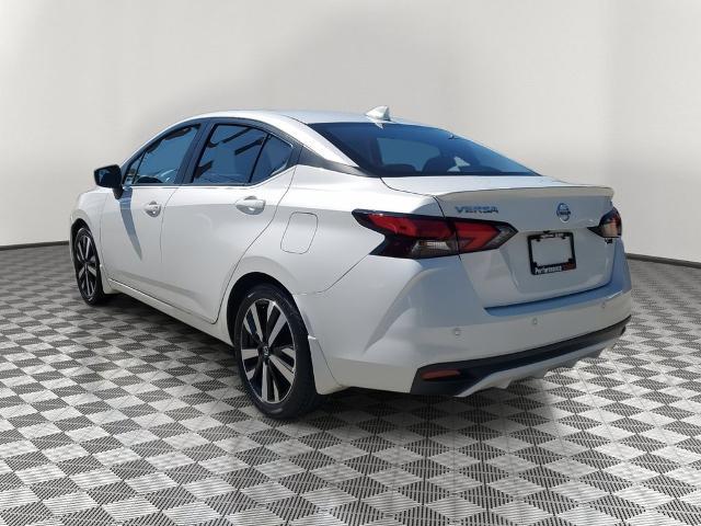 2022 nissan versa 1.6 sr