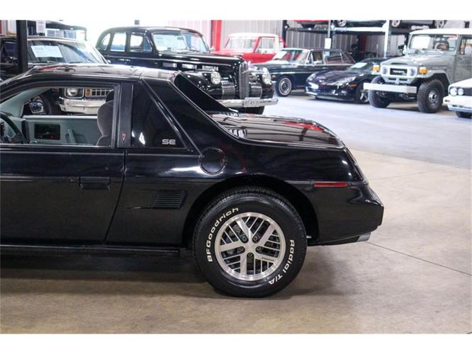1985 pontiac fiero in kentwood, michigan
