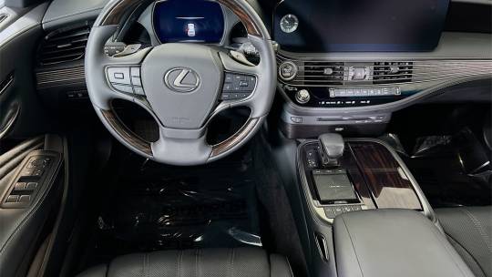 2021 Lexus LS