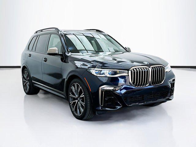 2021 bmw x7 m50i