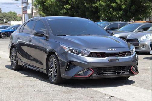 2022 kia forte