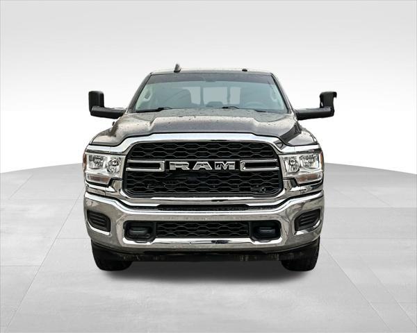 2019 ram 2500 tradesman crew cab 4x4 8' box