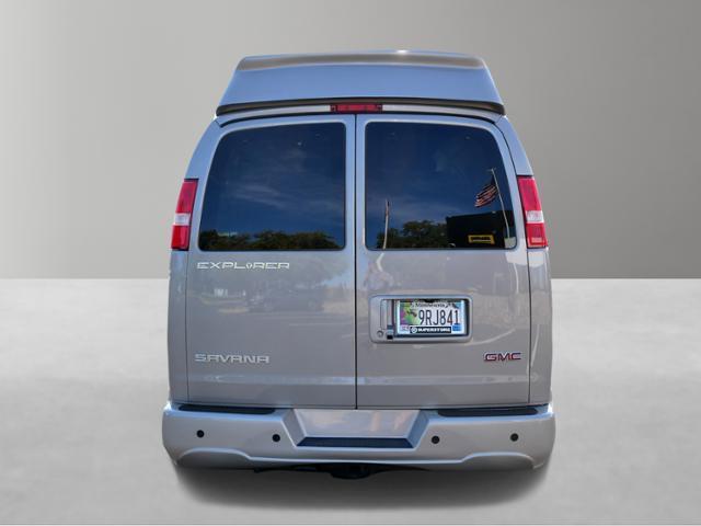 2022 gmc savana 2500 work van