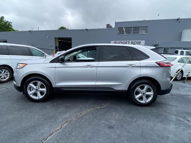 2019 ford edge se