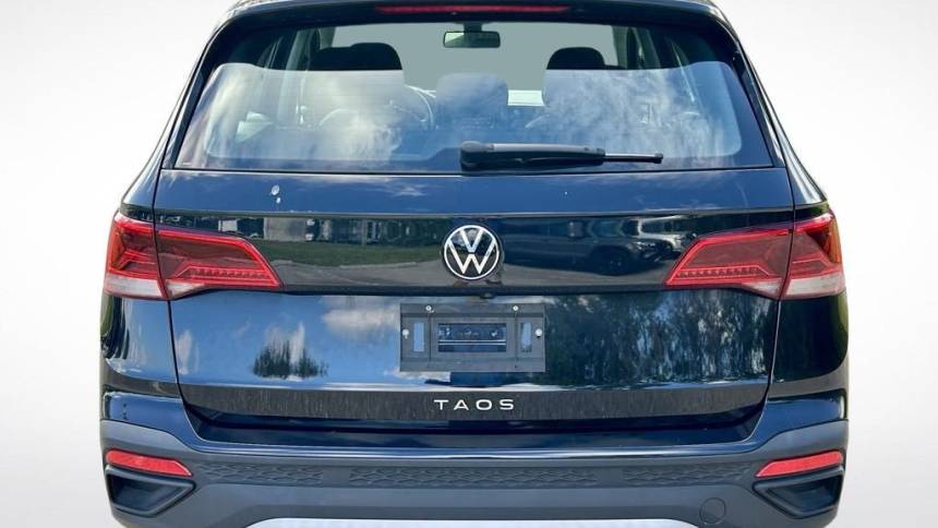 2022 volkswagen taos s