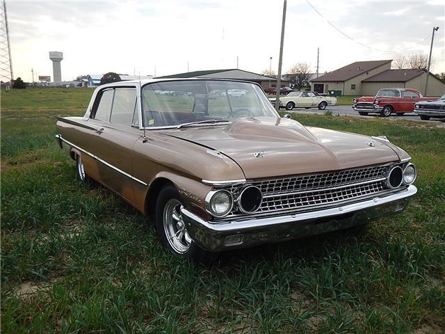 1961 ford galaxie 2 door 89133 miles bronce/corinthian white 390 automatic