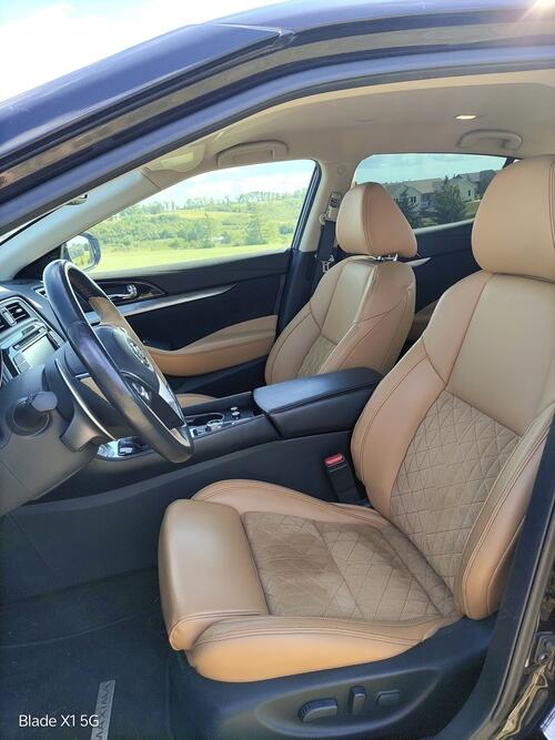 nissan maxima !!price reduced!!next to new condition with very low miles!come take