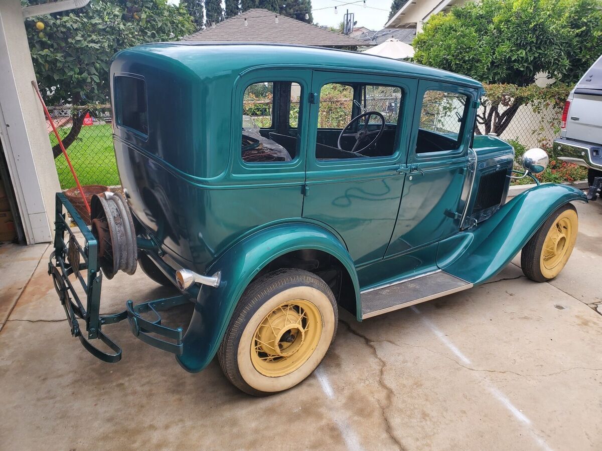 1930 ford model a sedan green