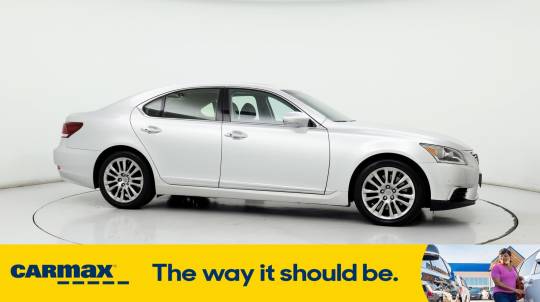 2016 Lexus LS