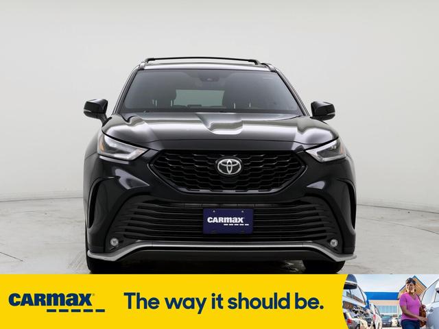 2021 toyota highlander xse