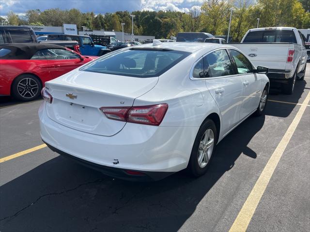 2022 chevrolet malibu fwd lt