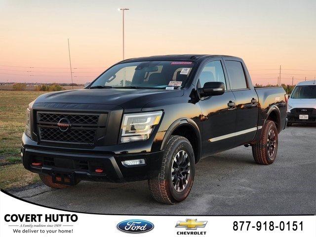 2020 nissan titan pro-4x