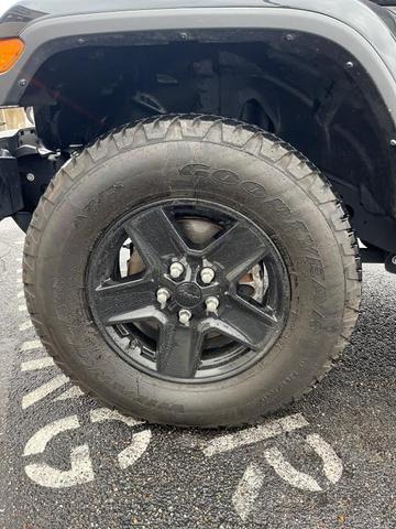 2021 jeep gladiator sport