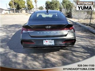2025 Hyundai Elantra se