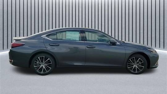 2024 lexus es 300h base