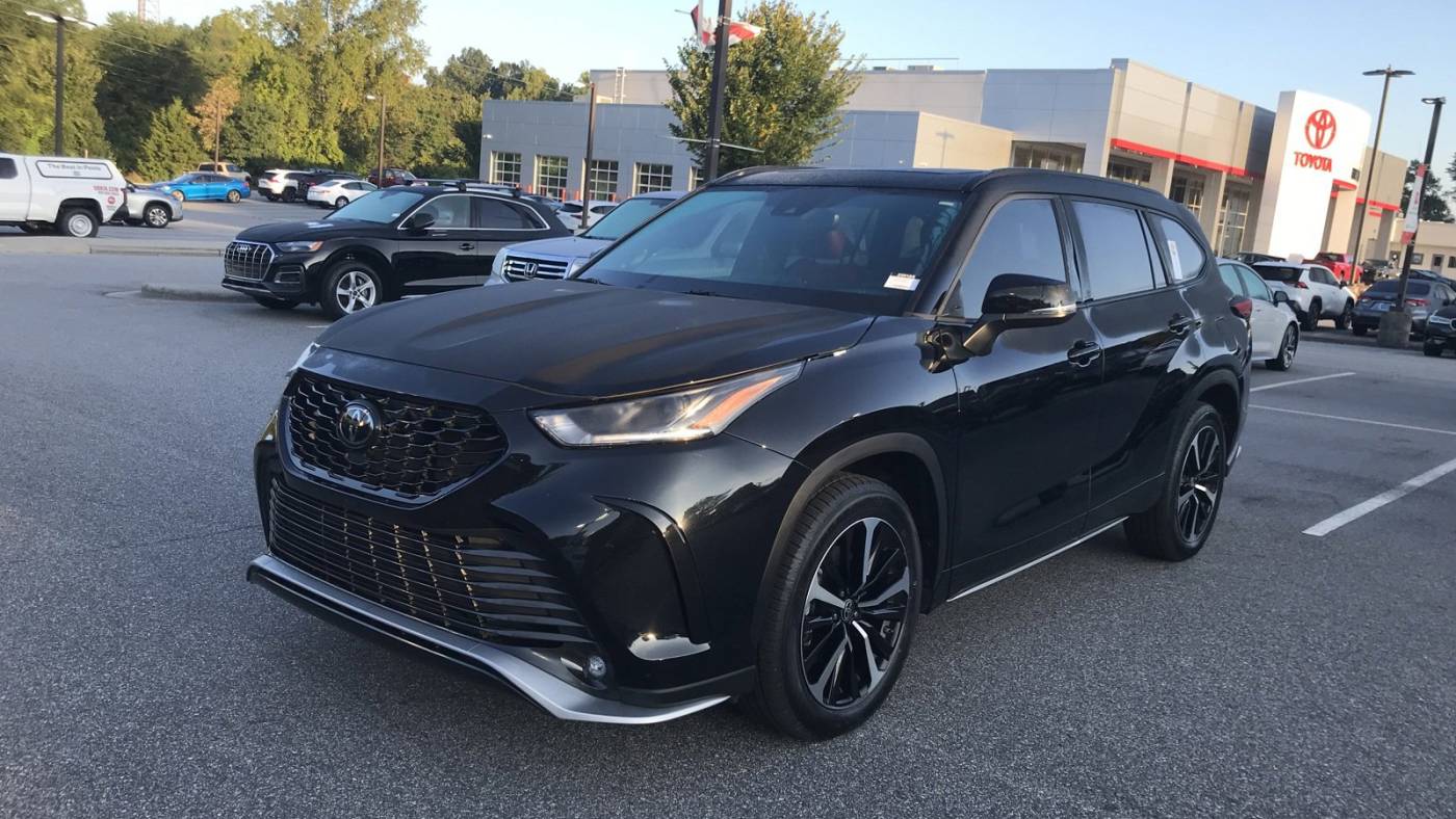 2022 toyota highlander xse