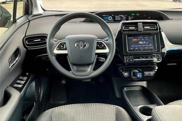 2016 toyota prius two