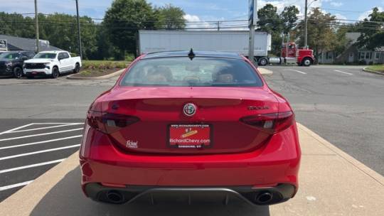 2021 alfa romeo giulia ti