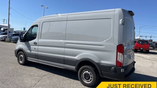 2022 ford transit 250