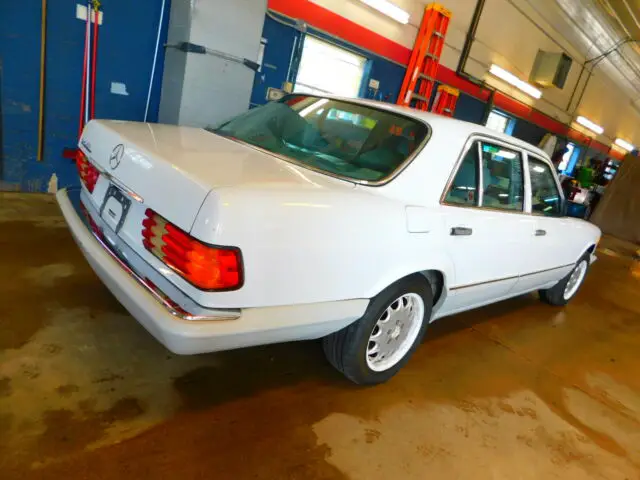1990 mercedes-benz t1284546
