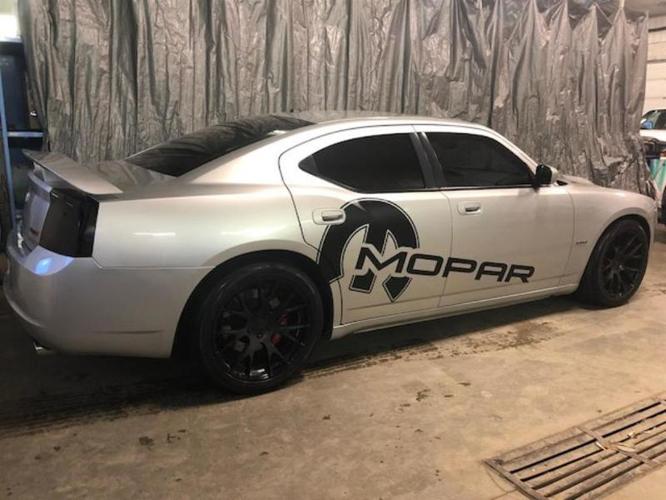 2007 dodge charger srt-8 srt-8 4dr sedan for sale in redfield, south dakota