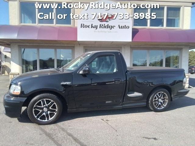 2004 ford f-150 svt lightning