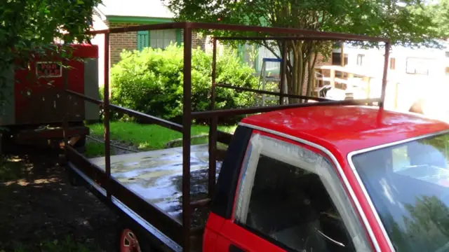 antique 1993 mazda b2200 base standard cab pickup 2-door 2.2l