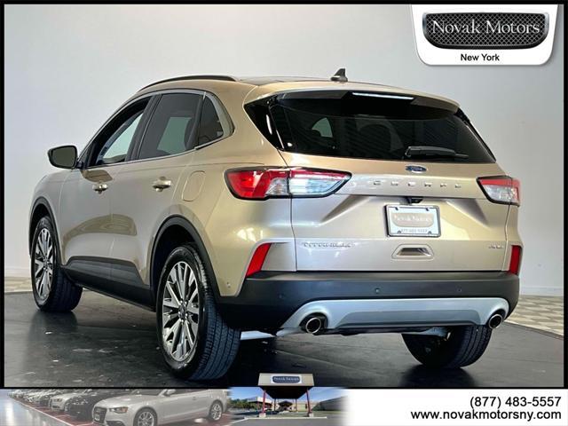 2021 ford escape titanium
