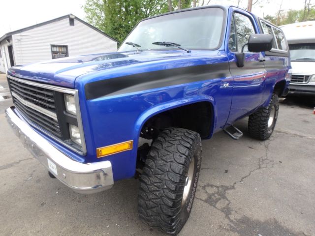 chevrolet k5 blazer lift custom 350 to much stuff to list 4x4 adult driven 2 dr