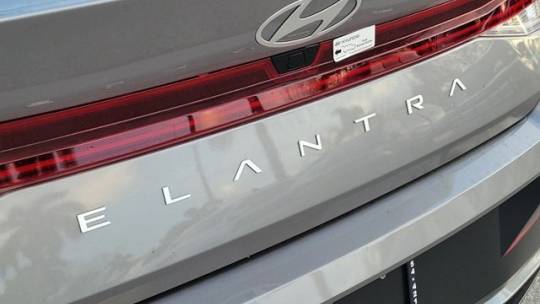 2025 Hyundai Elantra