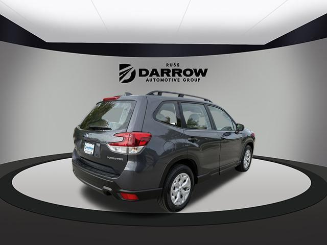 2022 subaru forester base